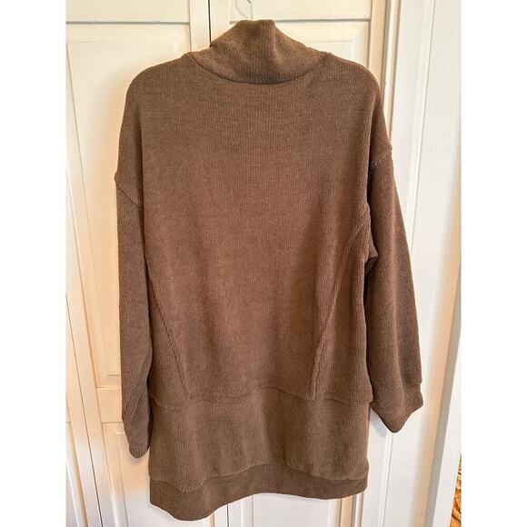 Free People Mock Neck Sweater Size Medium - Picture 2 of 6